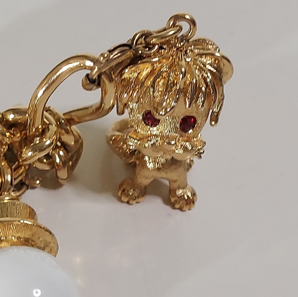 MONET Signed Gold Toned Four Dangle Removable Playful Charm Statement Bracelet - Picture 9 of 16